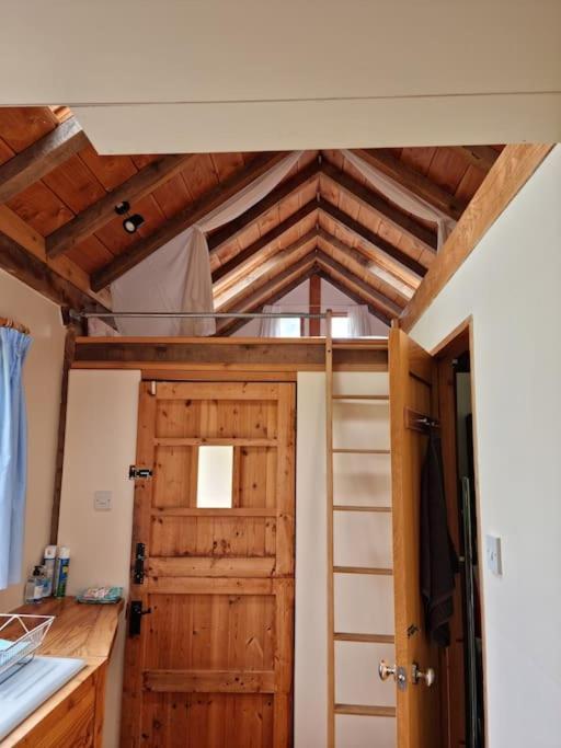 Log Cabin At The Old Summer Dairy Glastonbury Somerton  Exterior foto